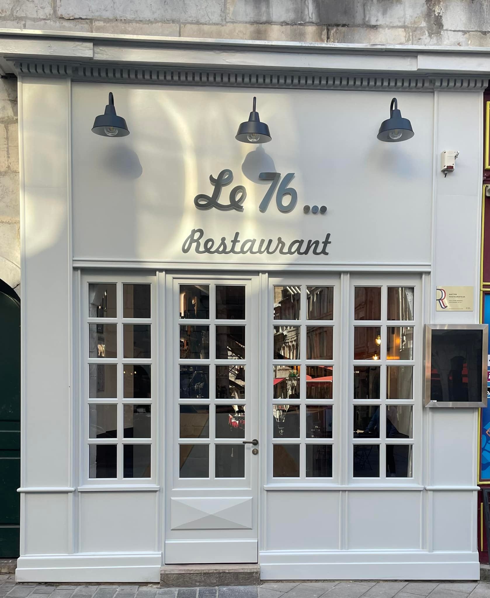 Le 76...
