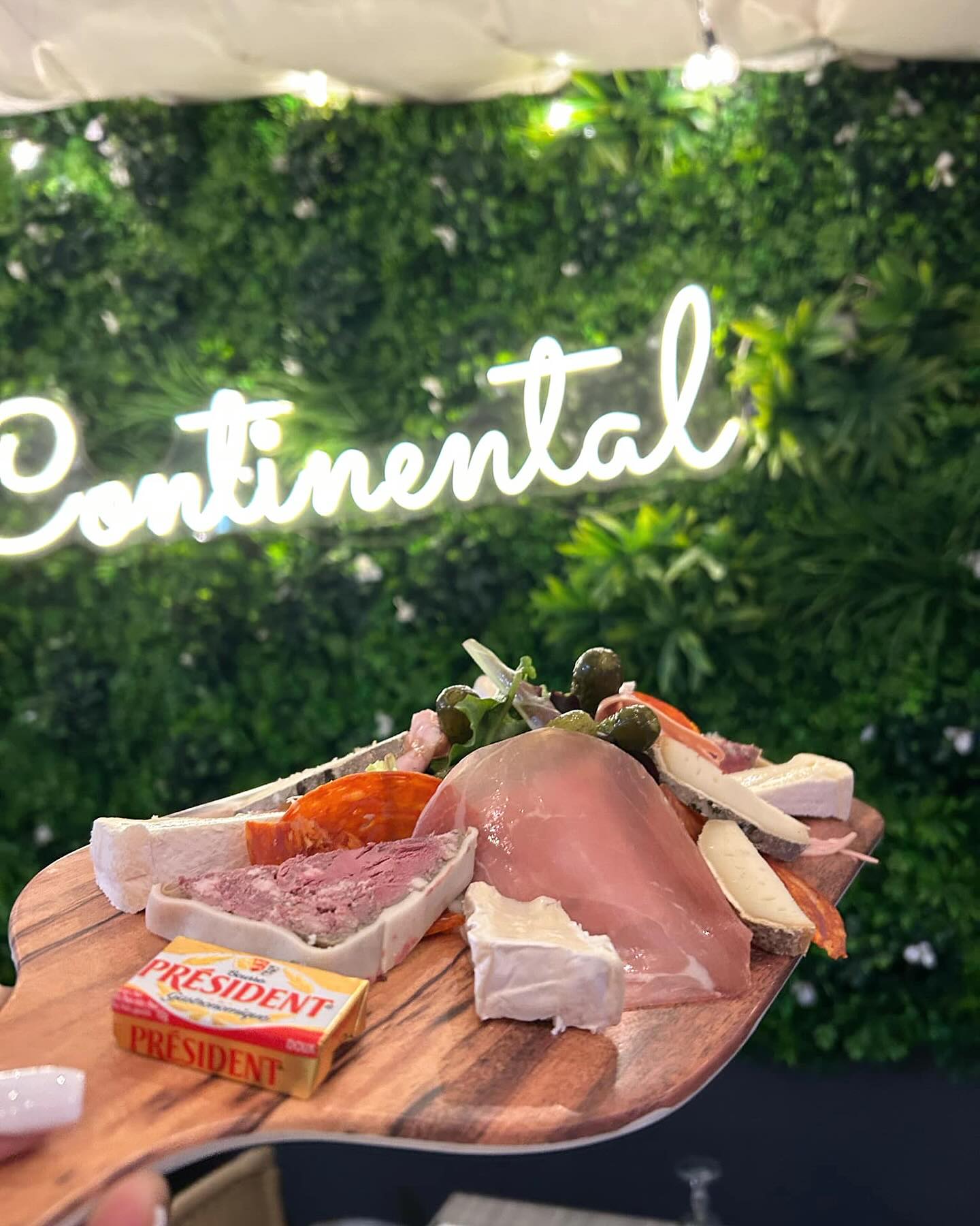 Le Continental