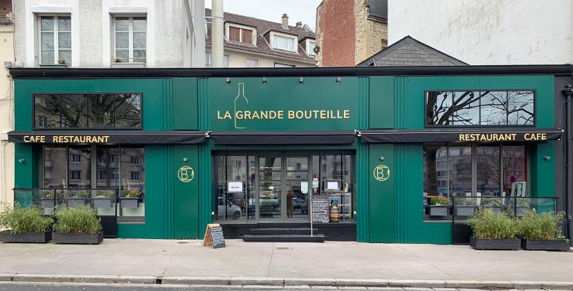 LA GRANDE BOUTEILLE
