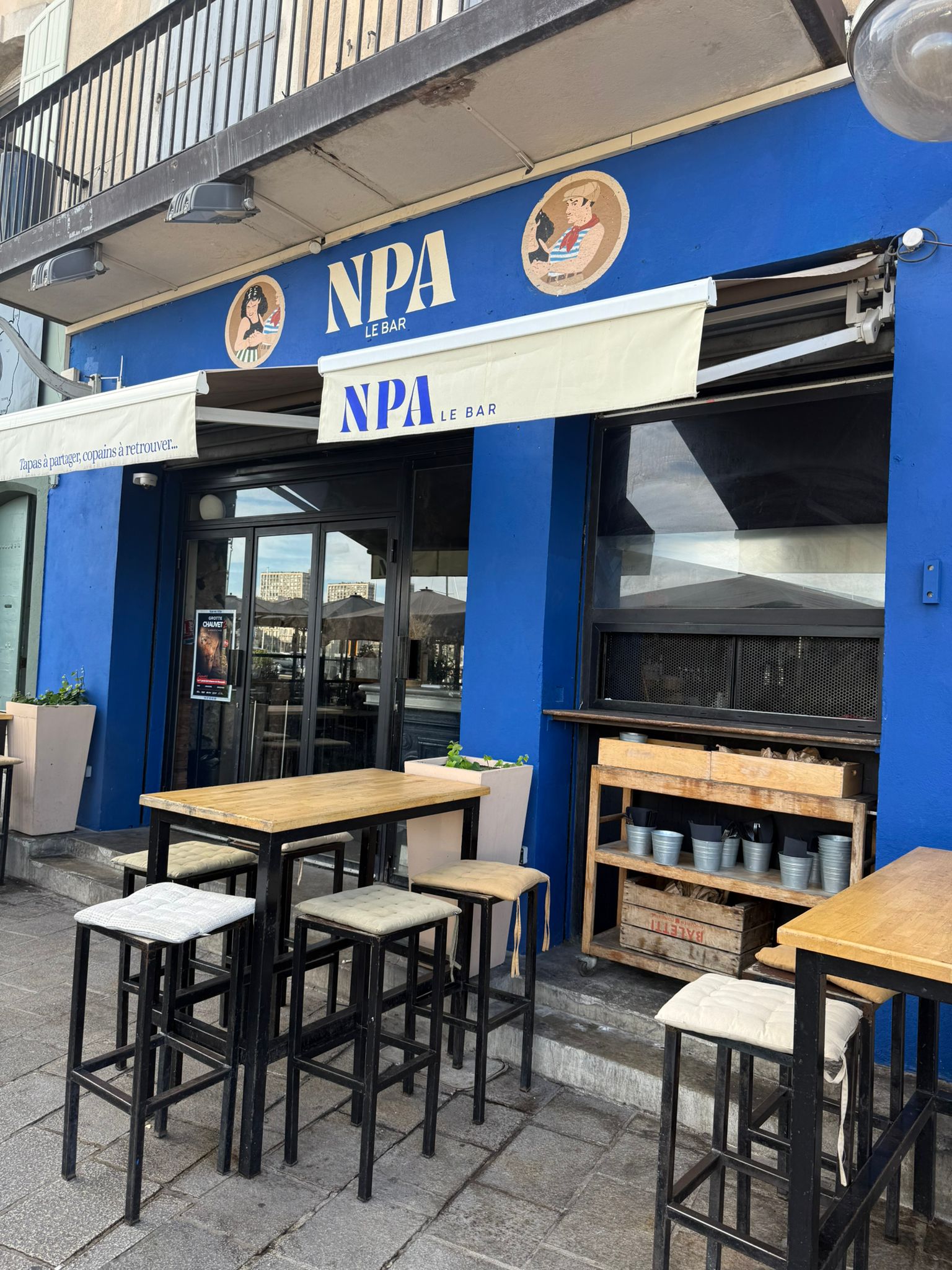 NPA le bar