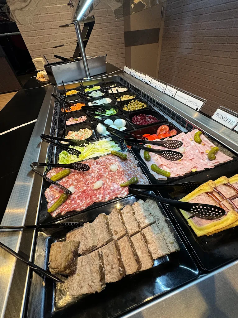 All pizza and pasta buffet