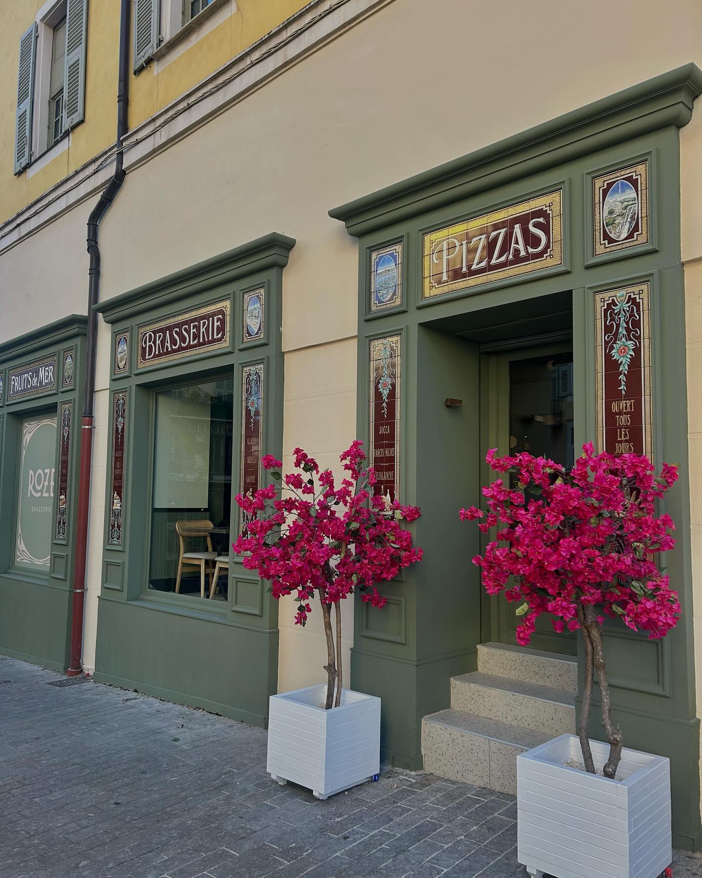 Roze Brasserie