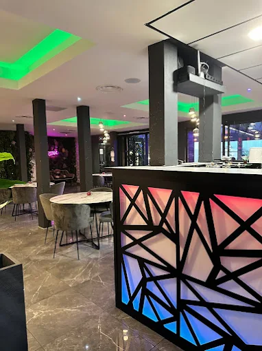 La Marina Lounge