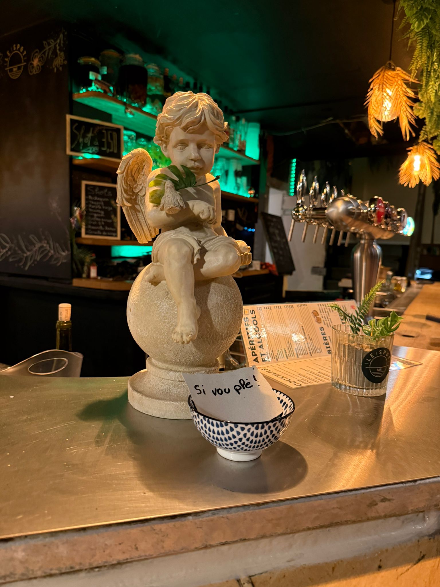 Le Stop Bar
