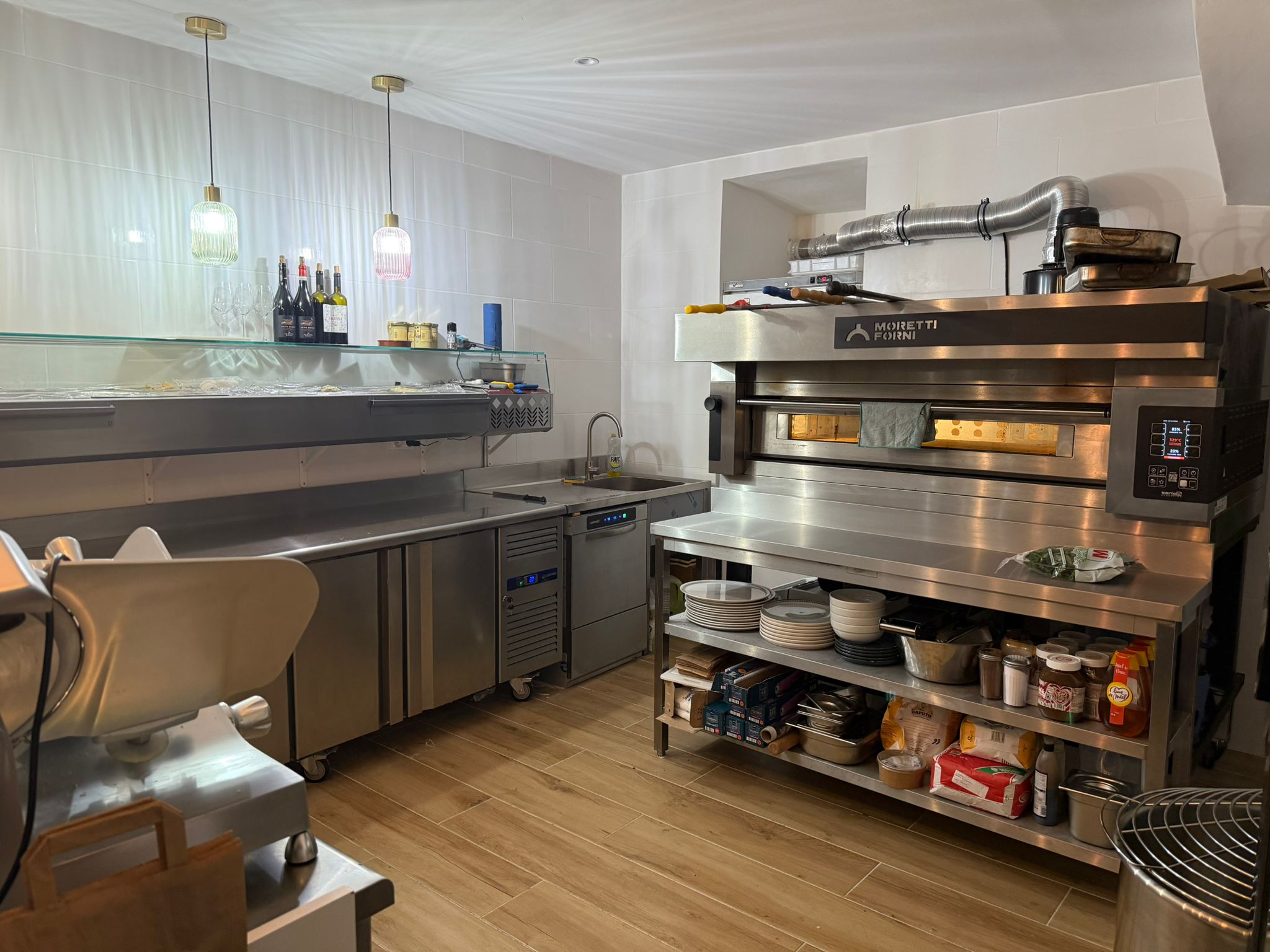 Le Stop Bar