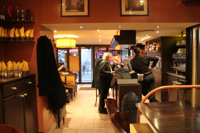 La Traversée De Paris