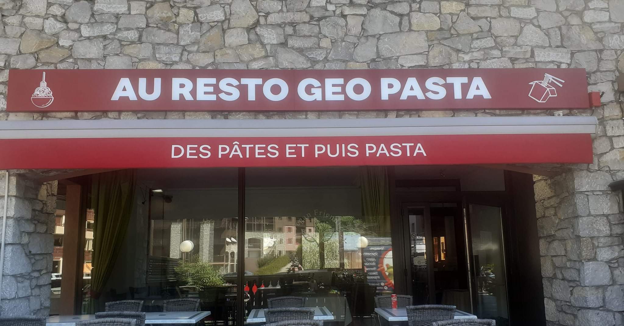Au Geo Pasta