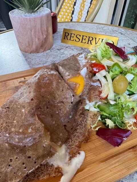 Megaron café