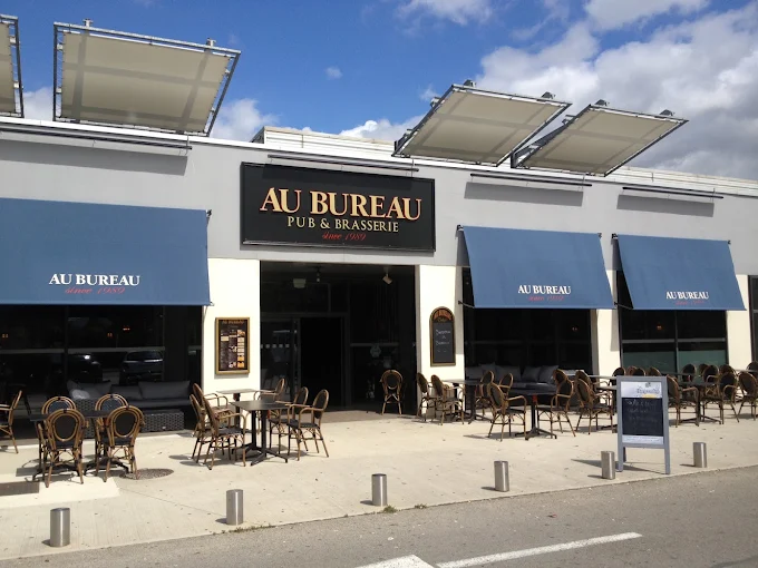 Au bureau