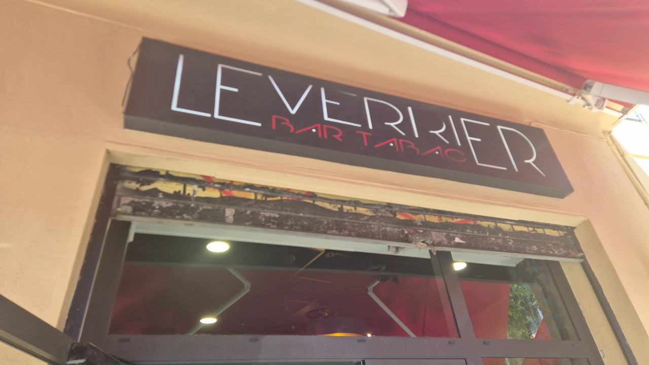 Leverrier bar