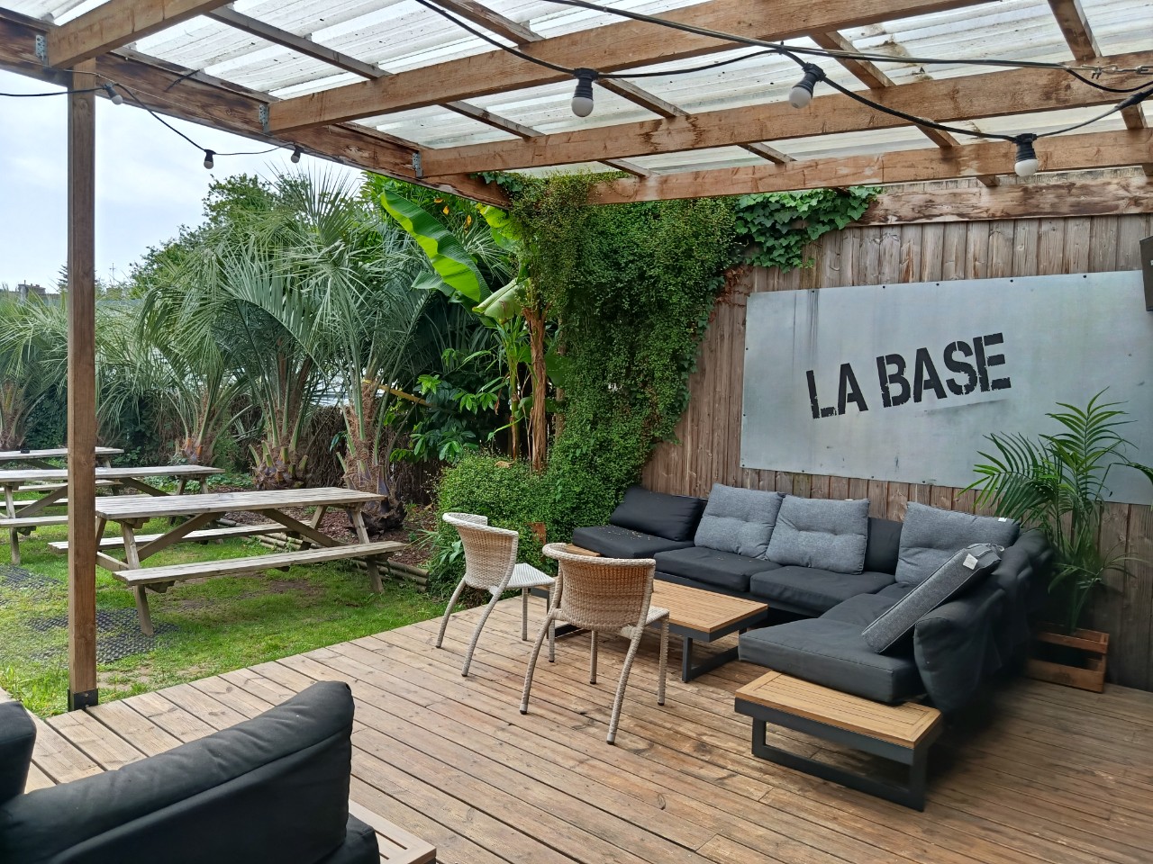 La Base