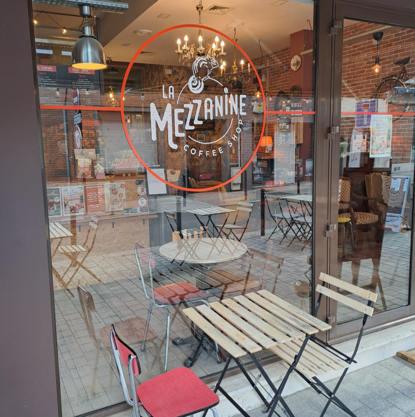La Mezzanine Coffee Shop
