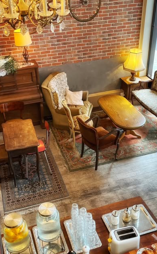La Mezzanine Coffee Shop