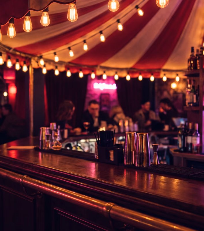 Carrousel Bar