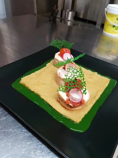 Lotus Café